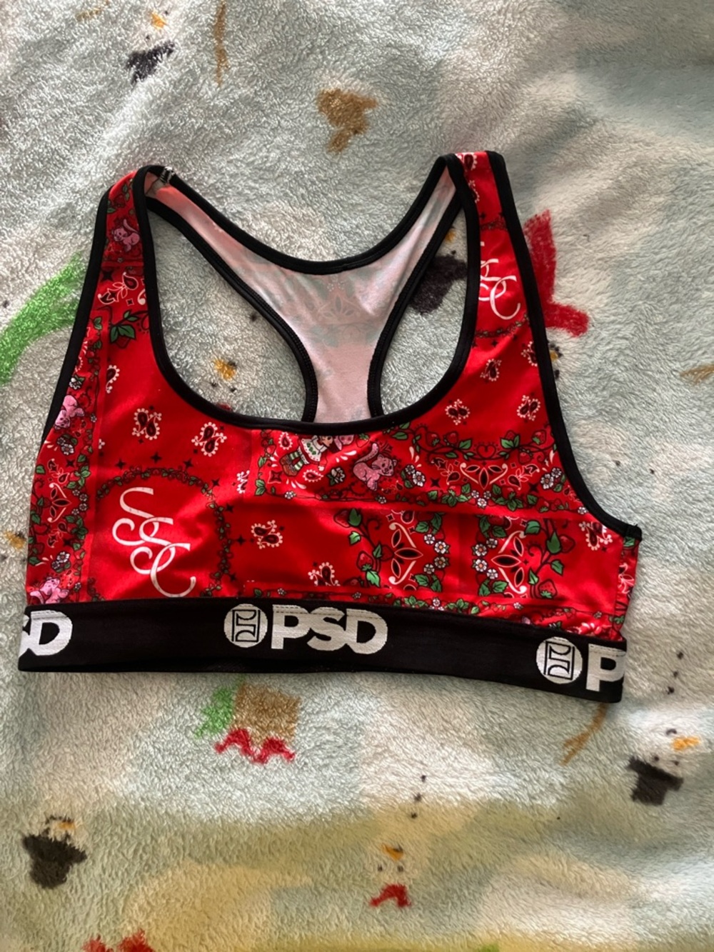 STRAWBERRY SHORTCAKE - BANDANA
SPORTS BRA